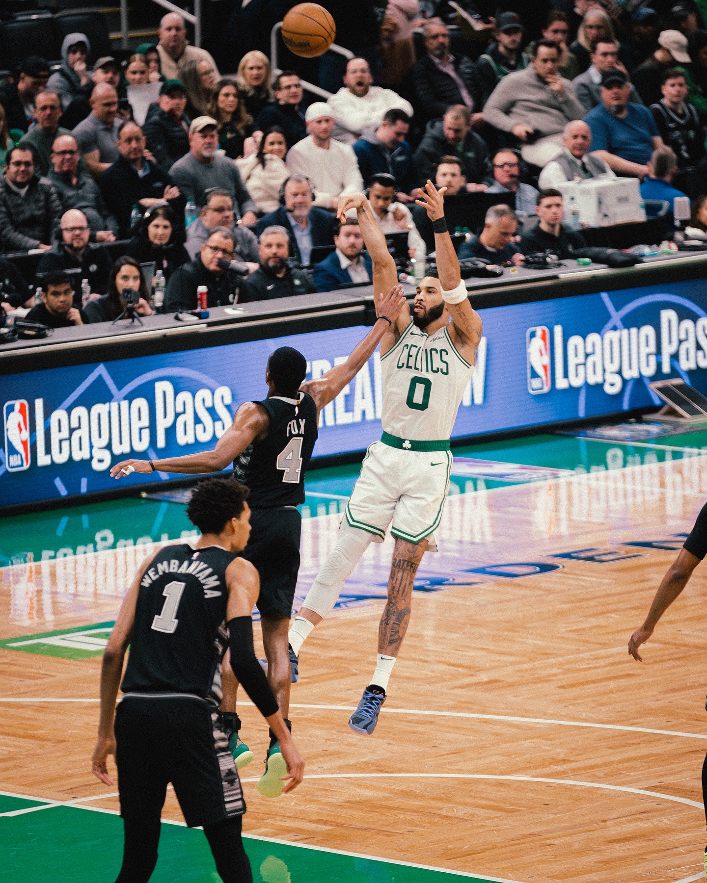 开云体育-塔图姆在IG比赛中赛况扑朔迷离，连败引发热议！